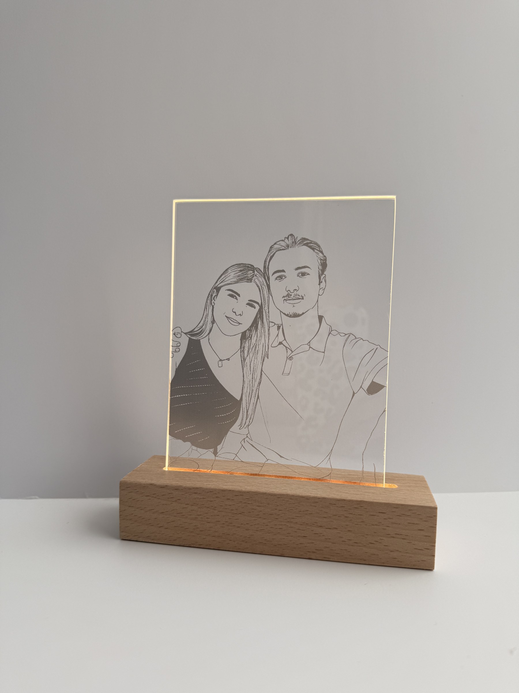 placa led acesa casal